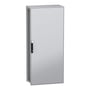 Schneider Electric PanelSeT SFN gulvskab i grå RAL 7035, mål 1800x800x400mm, med sort håndtag og IP55-klassificering.