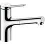 Hansgrohe Zesis M33 150 køkkenarmatur i krom med udtrækstud, vist med et greb og en cylinderformet base på hvid baggrund.