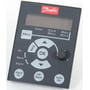 Danfoss LCP12 betjeningspanel til VLT Micro Drive FC-051, med knapper, display og potentiometer, på grå baggrund.
