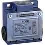 Telemecanique Sensors XCK-M endestop i metal med 2NO kontakter og 3 x M20 kabelindgange, vist på hvid baggrund.