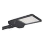 Ledvance Streetlight Flex L LED-vejbelysning set skråt nedefra med mørkt armaturhus og vandret mastemontering.