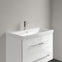 Villeroy & Boch Avento håndvask på 800 mm monteret på et hvidt badeværelsesmøbel, set forfra og fra siden.