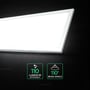 Detaljeret billede af V-TAC LED panelets sideprofil og lysflade, der fremhæver 110 lumen/W effektivitet og 110 graders spredningsvinkel.