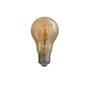 Dyberg Larsen LED Standard Amber D60 pære med E27 fatning og synlige filamenter, der udsender et varmt, gyldent lys.