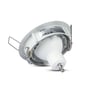 V-TAC downlight-kit set skråt bagfra med fjederclips og GU10-fatning, der stikker ud fra armaturet.