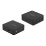 DeLock S/PDIF TOSLINK-splitter set skråt med de tre optiske udgange og indgangen synlige.