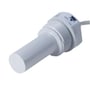 Kapacitiv aftaster Carlo Gavazzi VR1B set skråt forfra med lys cylinderprobe og gevindkrave.