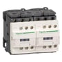 Schneider Electric TeSys D reverser kontaktor 25A, 3-polet med 24VAC spole og 2NO+2NC, vist med hvidt mærkeplade og skrue terminaler.
