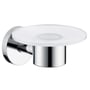 Elegant Hansgrohe Logis sæbeskål i børstet nikkel med matteret glasoverflade monteret på væggen.