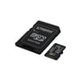 Kingston Canvas Select Plus G3 microSDXC-kort på 1 TB ligger skråt ved siden af den større SD-adapter.