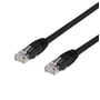 Sort Cat6-netværkskabel fra Deltaco på 15 meter med to RJ45-stik og kablet strakt skråt.