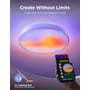 Govee Smart Ceiling Light Ultra lyser i loftet, mens en mobil viser appens tegneværktøj til lampens pixelmatrix.
