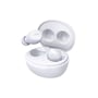 Hvide JVC Gumy Mini True Wireless earbuds placeret i deres åbne hvide opladeretui, klar til brug.