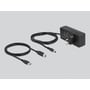 Tilbehør til DeLock USB hub: USB Type-A til Type-A kabel og en 12V strømforsyning med EU-stik.