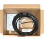 Watertec 4G PRO-pumpestyring og kabler ligger i en åben papkasse med styreboksens mærkat synlig.