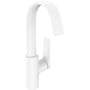 Hansgrohe Vivenis 1-grebs håndvaskarmatur 210 i mat hvid med elegant buet tud og separat greb, ideel til moderne badeværelser.