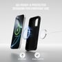iPhone og sort 4smarts E-Ink-cover vises adskilt med en trådløs Qi2-oplader ved siden af.