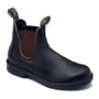 Blundstone model 500-støvle i mørkebrunt læder set skråt fra siden med elastikpaneler og grovmønstret sål.