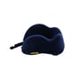 Nærbillede af Travel Blue Tranquility Pillow i navyblå, viser den bløde tekstur og ergonomiske form.