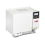 ABB frekvensomformer ACS180 med 22kW effekt og IP20 kapsling vist på hvid baggrund med et digitalt display i fronten.
