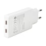 Deltaco USB-C-vægoplader på 67 W set bagfra med tekniske oplysninger og de to USB-C-porte.