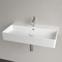 Villeroy & Boch Memento 2.0 80cm håndvask i hvid porcelæn med et moderne firkantet design, monteret på væg med krom armatur og afløb.