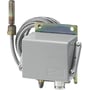 Danfoss Termostat CAS180 med grå kappe, 70-120°C, 2 meter fleksibelt kapillarrør og fjernføler på hvid baggrund.