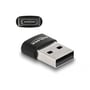 To vinkler af DeLock USB 2.0 adapteren i sort, viser både USB-A han og USB-C hun stikkene tydeligt.