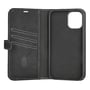 Essentialb sort lædercover til iPhone 16 Plus ligger helt åbent med kortlommer, lukkestrop og telefonholder.