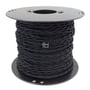 Sort, snoet tekstilledning 2x0,75 mm² rullet op på en sort plastikspole med 100 meter ledning.