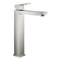 Grohe Eurocube etgrebs armatur til fritstående håndvask i børstet stål med en slank, moderne profil og vandbesparende EcoJoy teknologi.