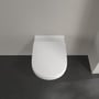 Villeroy & Boch O.Novo væghængt toilet set oppefra med det hvide sæde lukket.