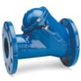 Nærbillede af Grundfos DN150 PN10 kuglekontraventil i blålig støbejern, viser detaljer på ventilhuset og flanger.