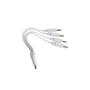 Hvidt USB-C-ladekabel med flere stik, vist som tilbehør til Verbatim genopladelige AA-batterier.