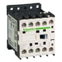 Schneider Electric hjælperelæ serie K, model CA2KN40P7 med 4 NO kontakter og 230V spolespænding, vist fra siden med tydelig mærkning og skrueterminaler.