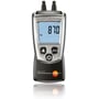 Testo 510 differenstrykmåler set forfra med digitalt display, betjeningsknapper og to tryktilslutninger.