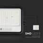 Udsnit af LED-fronten på V-TAC 10 W solcelleprojektør med en enkelt SMD-diode fremhævet.