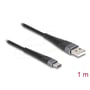 DeLock forstærket USB-A til USB-C-ladekabel på 1 meter set skråt, med stikenderne fremhævet og længden angivet.
