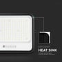 Detalje af V-TAC LED projektørens kabinet, der viser den effektive køleplade (heat sink) bag LED-panelet.