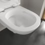 Villeroy & Boch O.Novo væghængt toilet med sædet løftet, så den åbne skyllerand og skålens inderside ses.