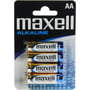 Nærbillede af Maxell alkaline AA LR6 batterier i 4-pakning, fremhæver logo og angiver udløbsdato på siden.