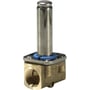 Danfoss EV210B magnetventil med G 3/8" messingtilslutning, vist med NC-funktion og EPDM pakning på hvid baggrund.