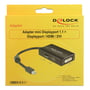 Emballage til DeLock adapter, viser adapteren og produktnavnet 'Adapter mini Displayport 1.1 > Displayport / HDMI / DVI' på gul baggrund.