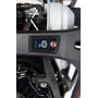 Rød indikator og oliesymbol på betjeningsrammen ved Honda-motoren på Husqvarna LT 5005-stamperen.