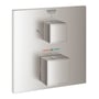 Grohe Grohtherm Cube termostatbatteri i børstet stål med firkantet design og to greb, der styrer henholdsvis funktion og temperatur.