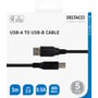 Deltaco USB-B 2.0-kablets to sorte stik ses vandret: USB-A øverst og USB-B nederst.