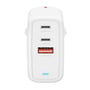 Frontvisning af 4smarts GaN Flex 65W oplader, der tydeligt viser de to USB-C porte og én USB-A port med deres maksimale effekter.