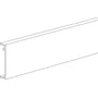 Skrå stregtegning med synligt endespor af Schneider Electric FCA-F80 aluminiumfront til installationskanal.