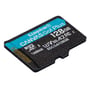 Kingston Canvas Go Plus Gen4 microSDXC-hukommelseskort på 128 GB set skråt forfra med sort og turkis mærkat.
