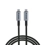 Verbatim Sync & Charge USB-C-kabel med de to USB-C-stik vendt opad og den sorte ledning oprullet nedenunder.